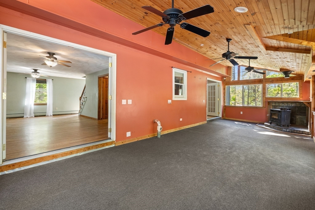 7 Byfield Rd