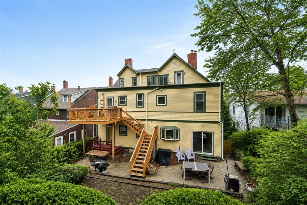 37 John St # 2