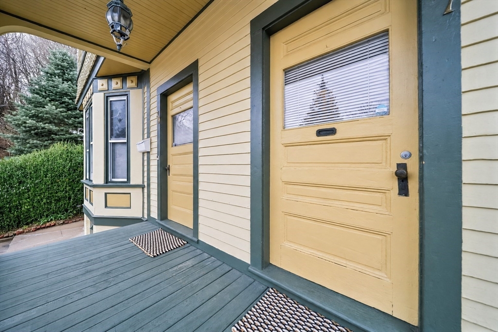 37 John St # 2