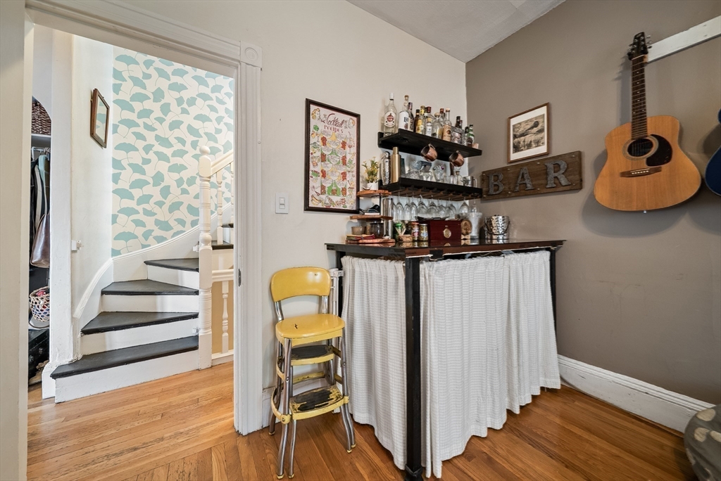 37 John St # 2