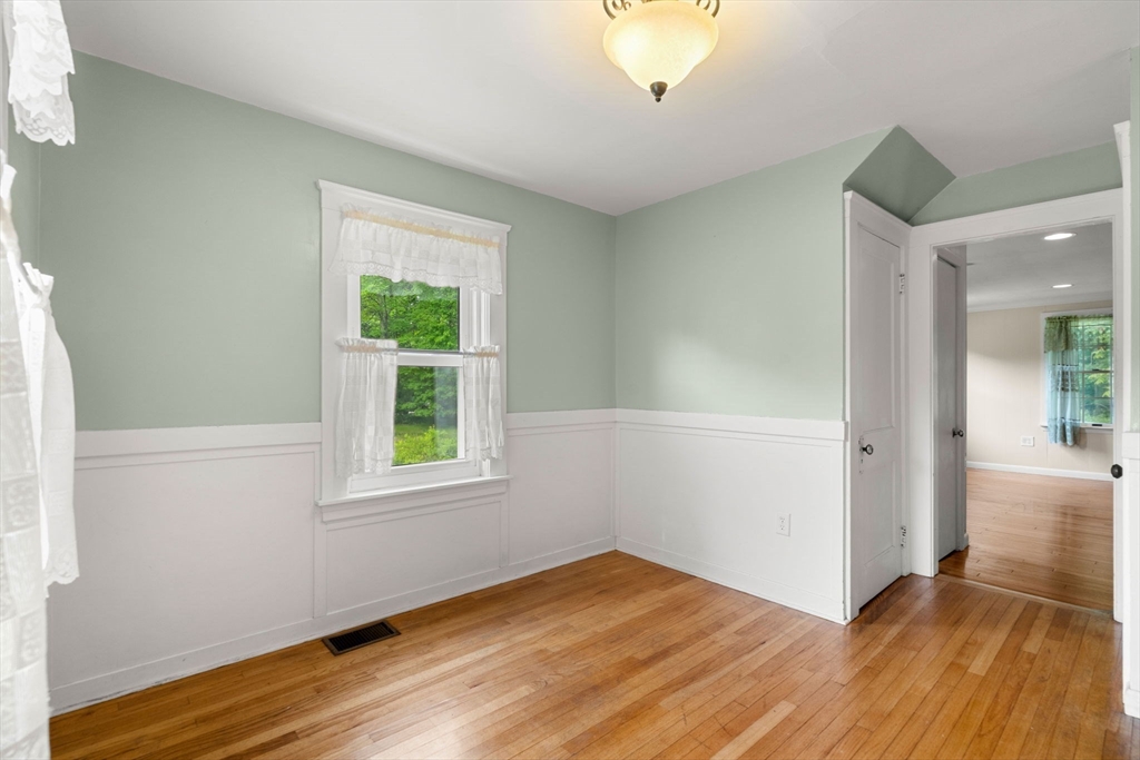 116 Killam Hill Rd