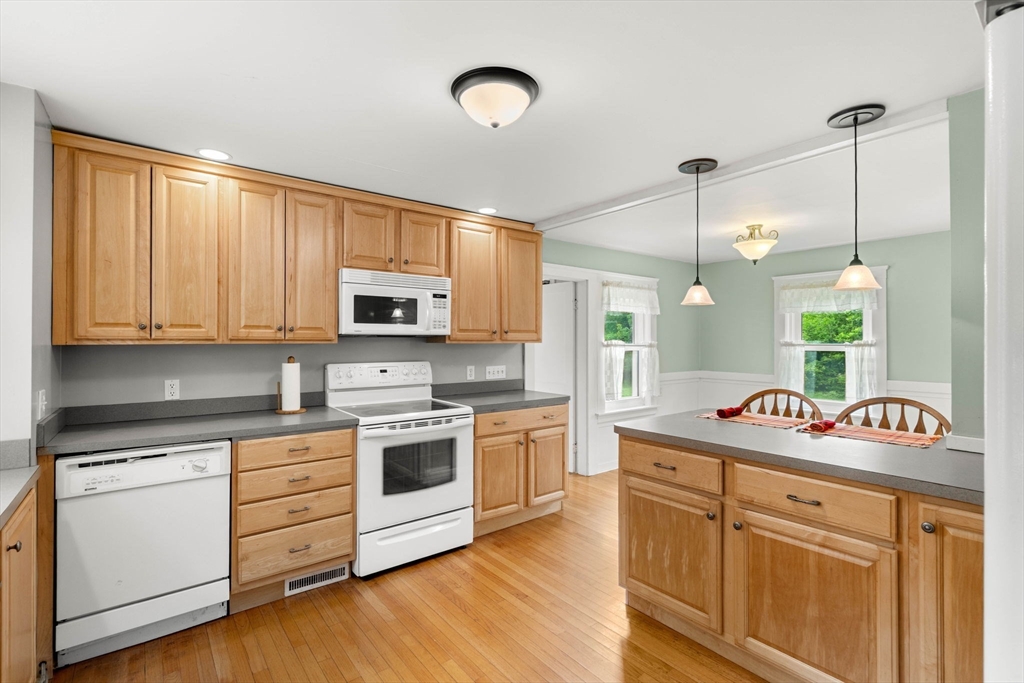 116 Killam Hill Rd