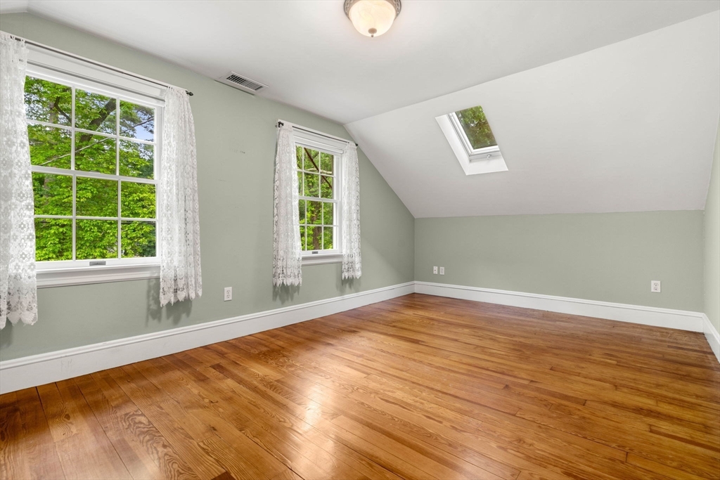 116 Killam Hill Rd