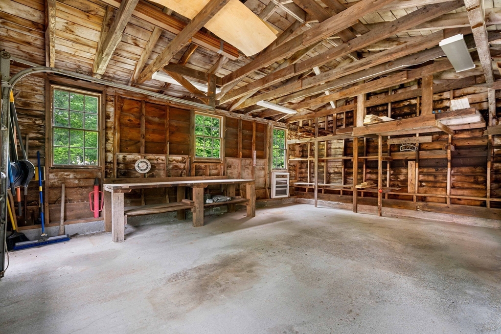 116 Killam Hill Rd