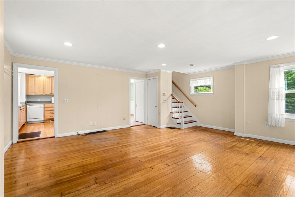116 Killam Hill Rd