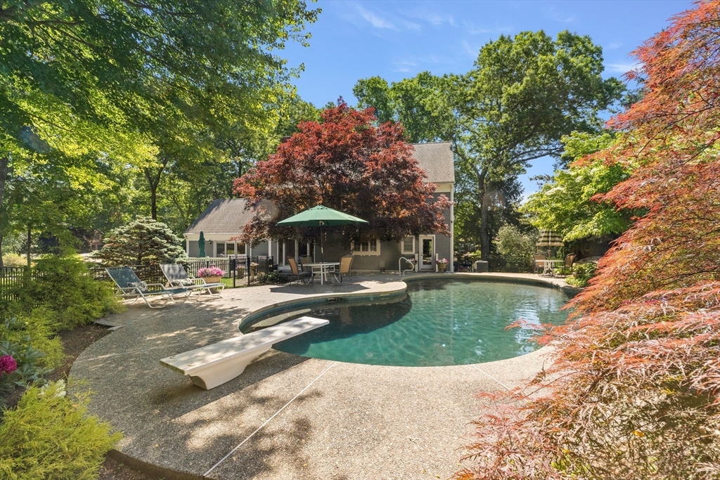 15 Parsons Rd