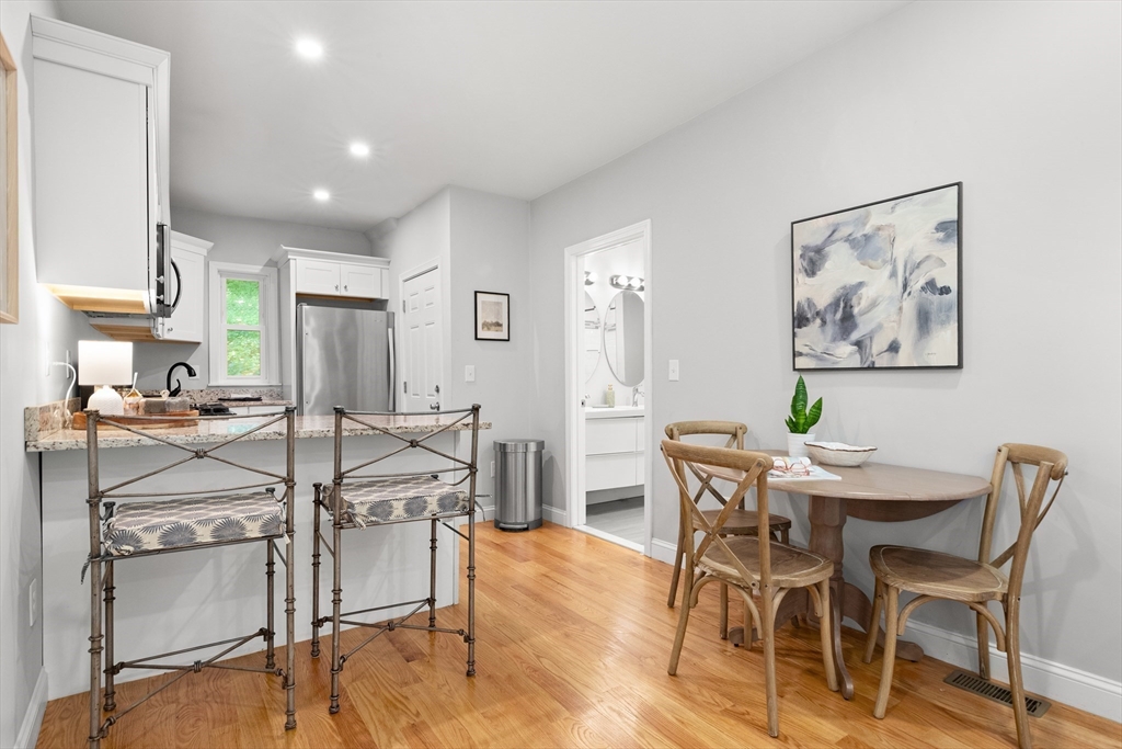 163 Elm St # 1