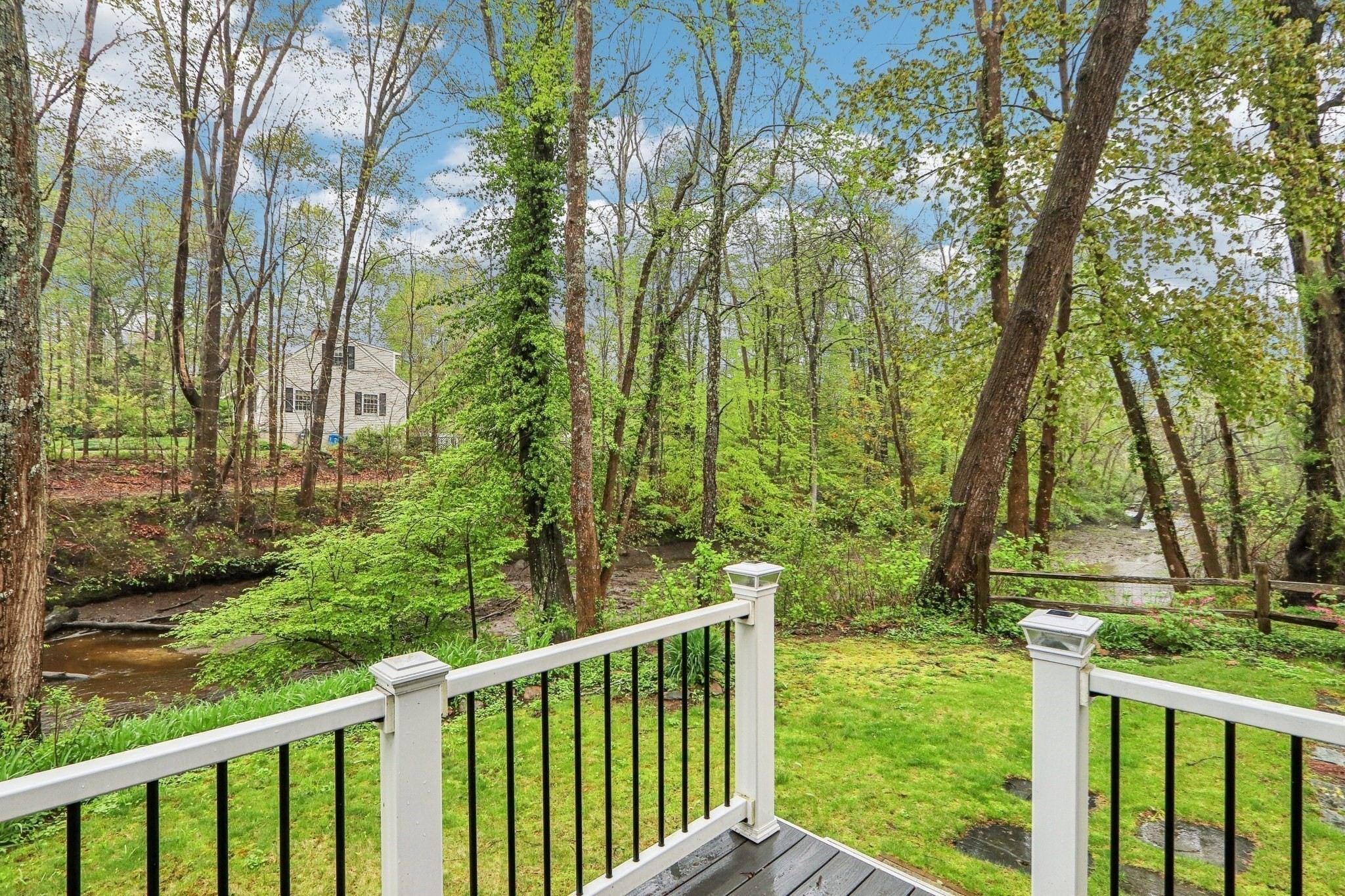 118 River Rd