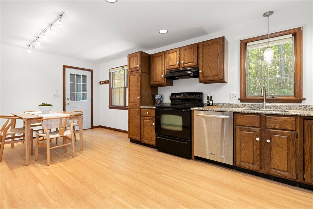 31 Kimball Rd