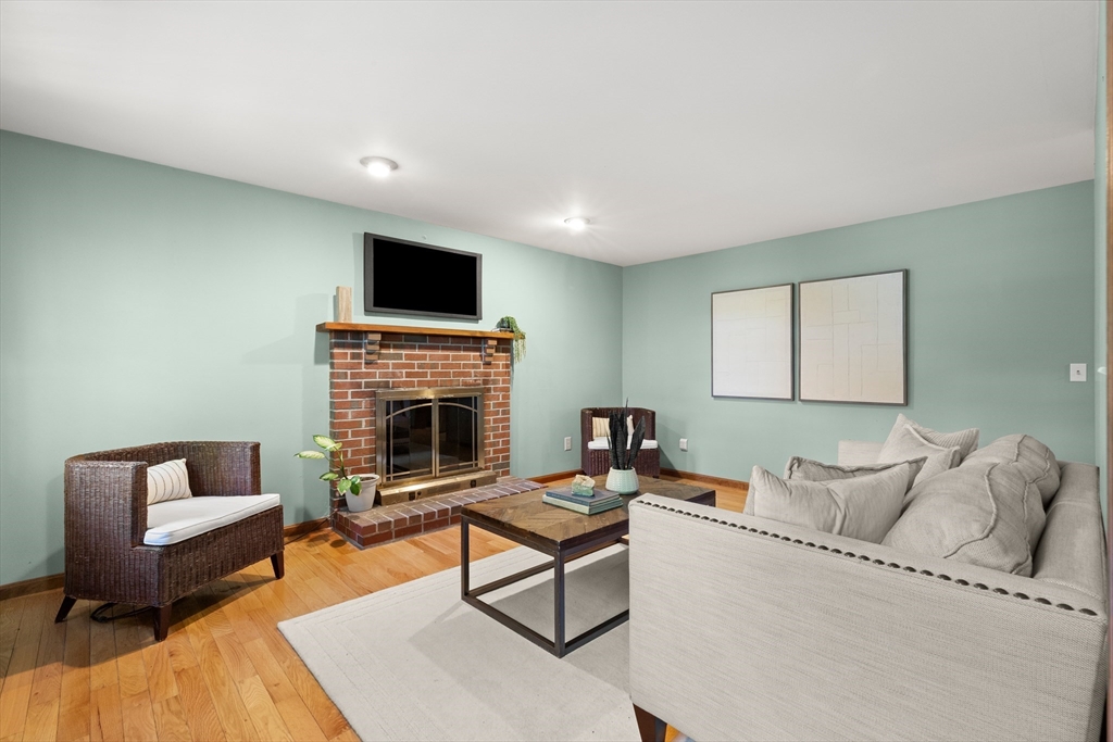 31 Kimball Rd