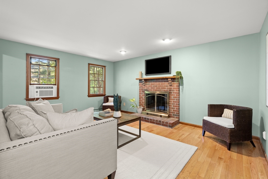 31 Kimball Rd