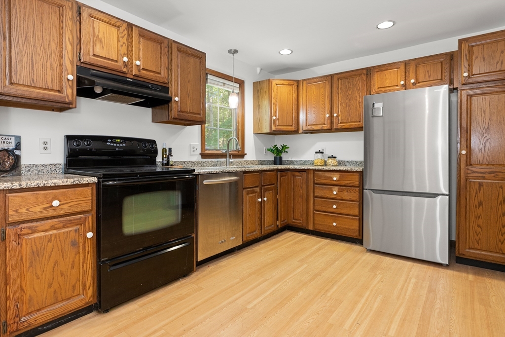 31 Kimball Rd