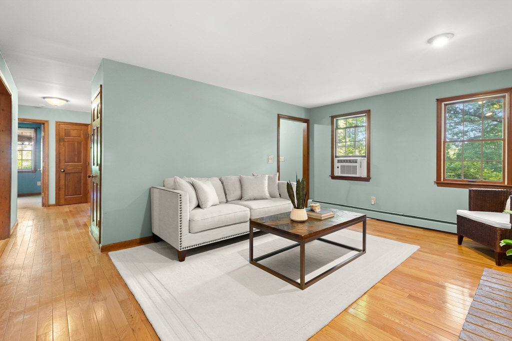 31 Kimball Rd