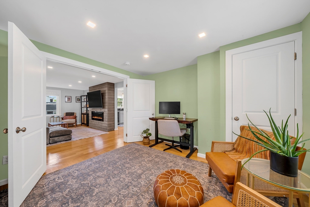 37 Hillcrest Ave