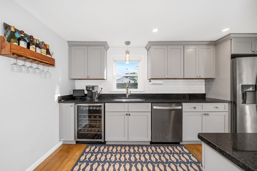 37 Hillcrest Ave