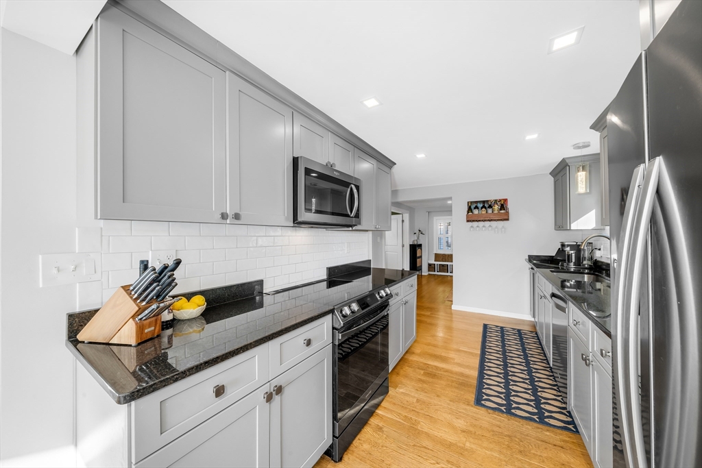 37 Hillcrest Ave