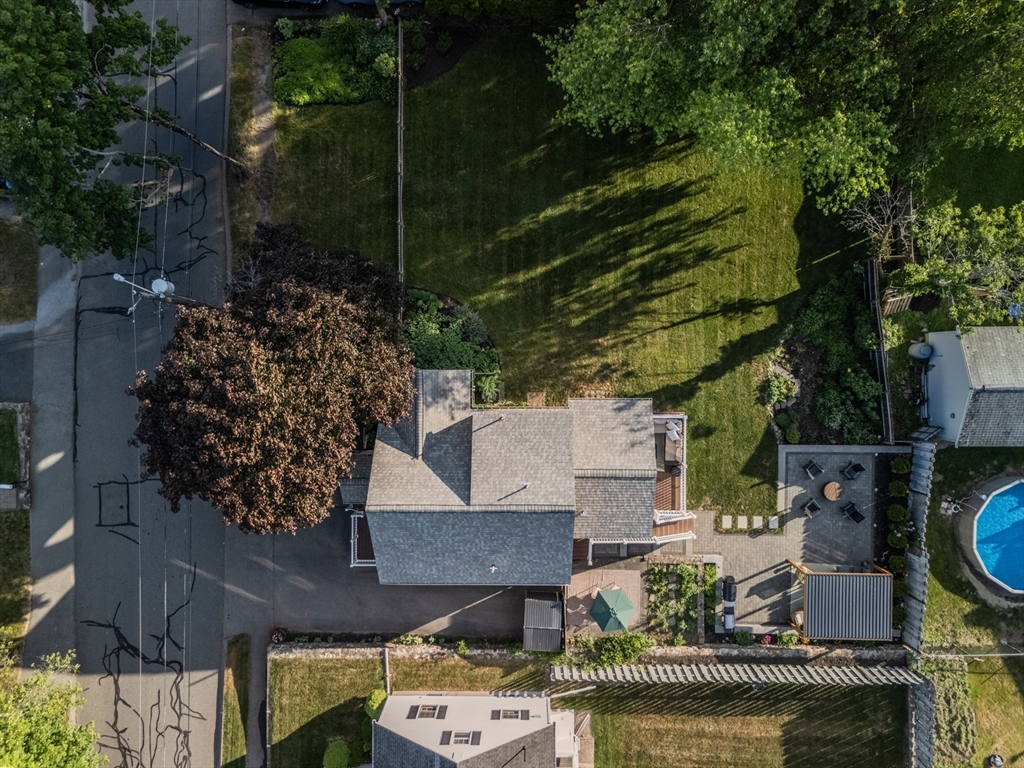 37 Hillcrest Ave