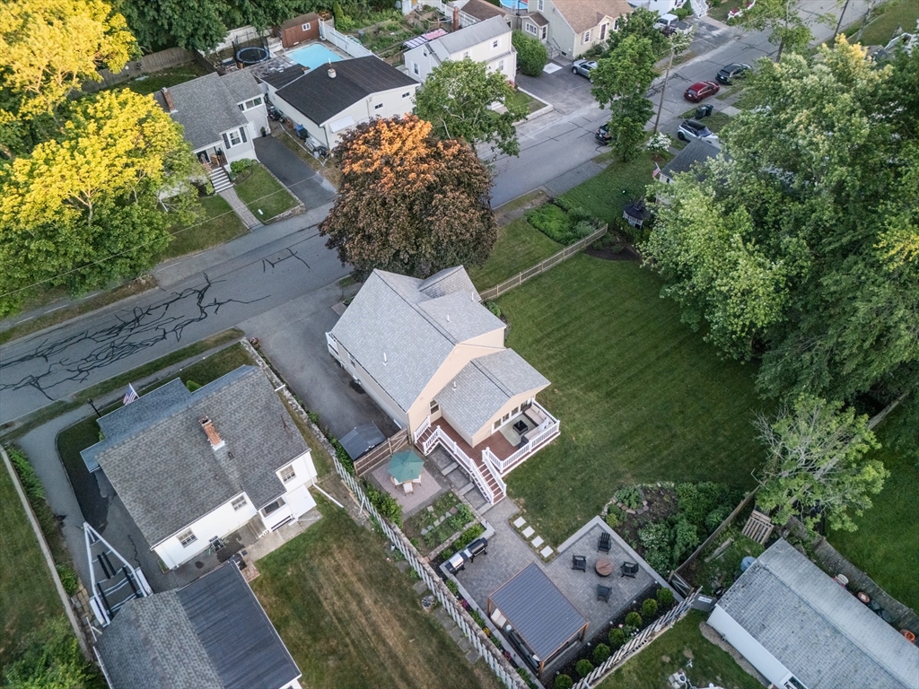 37 Hillcrest Ave