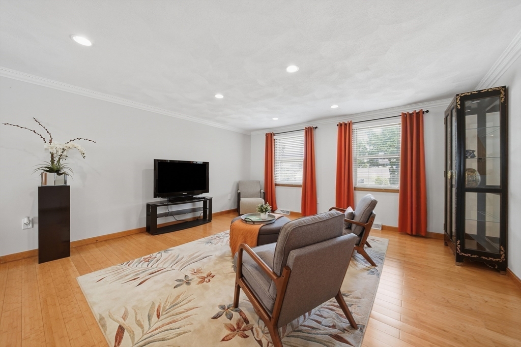 2 Dobbins Drive