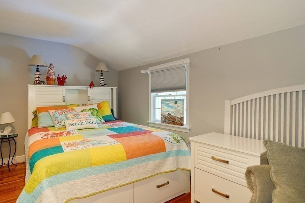 8 Shady Lane Dr