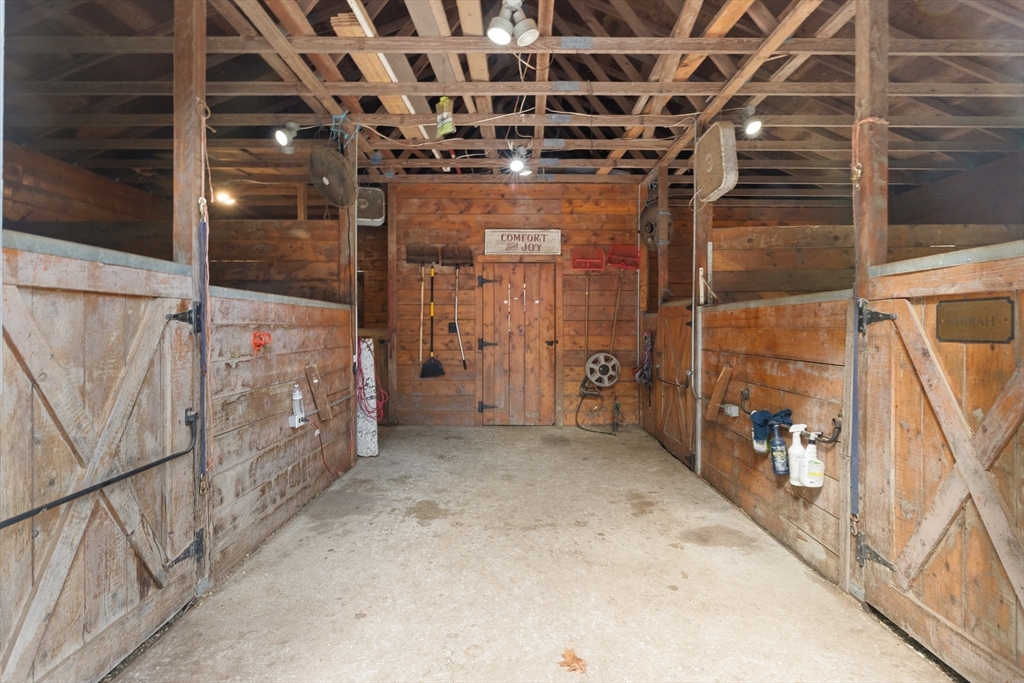 34 Roberts Rd