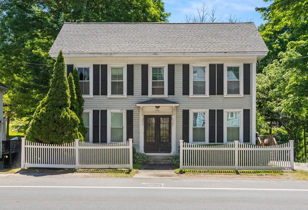 260 Main St