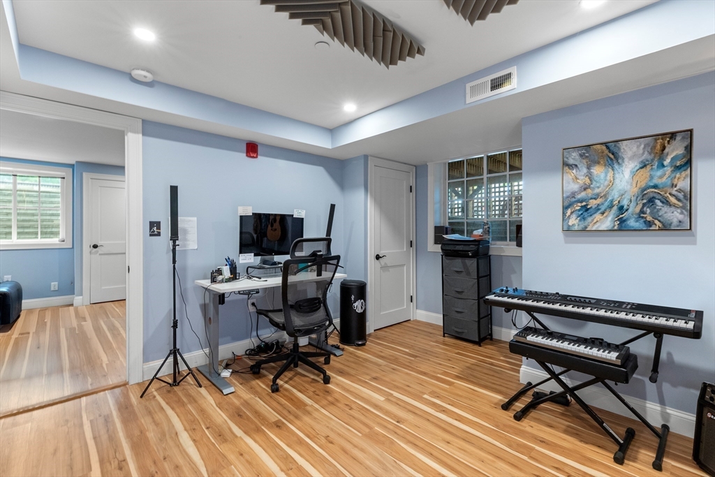 83 High Street # 4