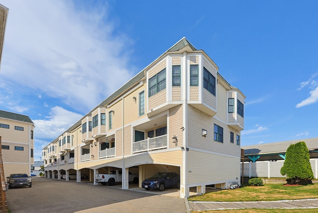 11 Railroad Ave # B6
