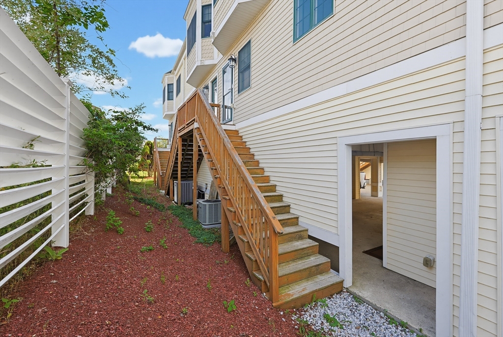 11 Railroad Ave # B6