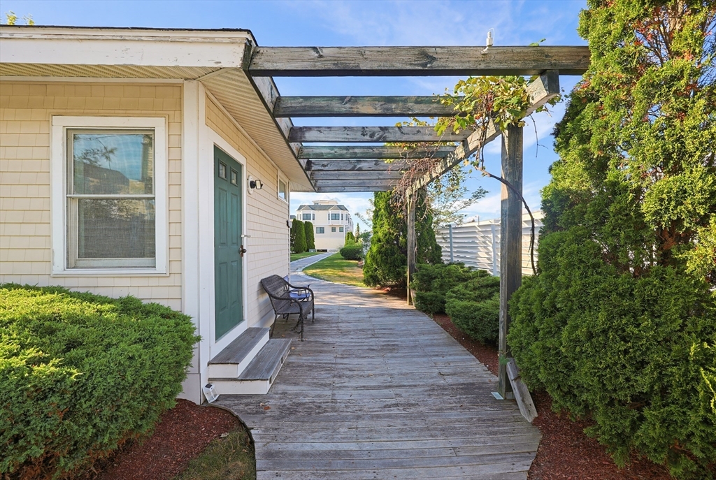 11 Railroad Ave # B6