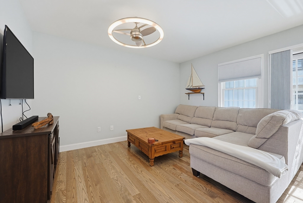 11 Railroad Ave # B6