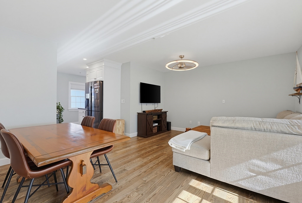 11 Railroad Ave # B6