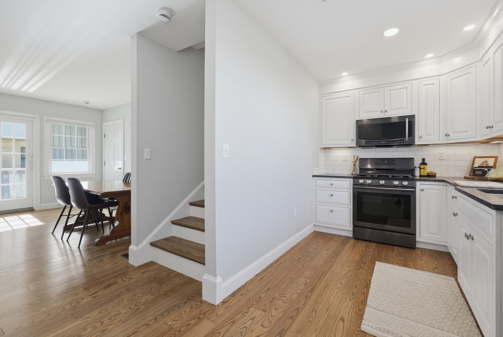 11 Railroad Ave # B6
