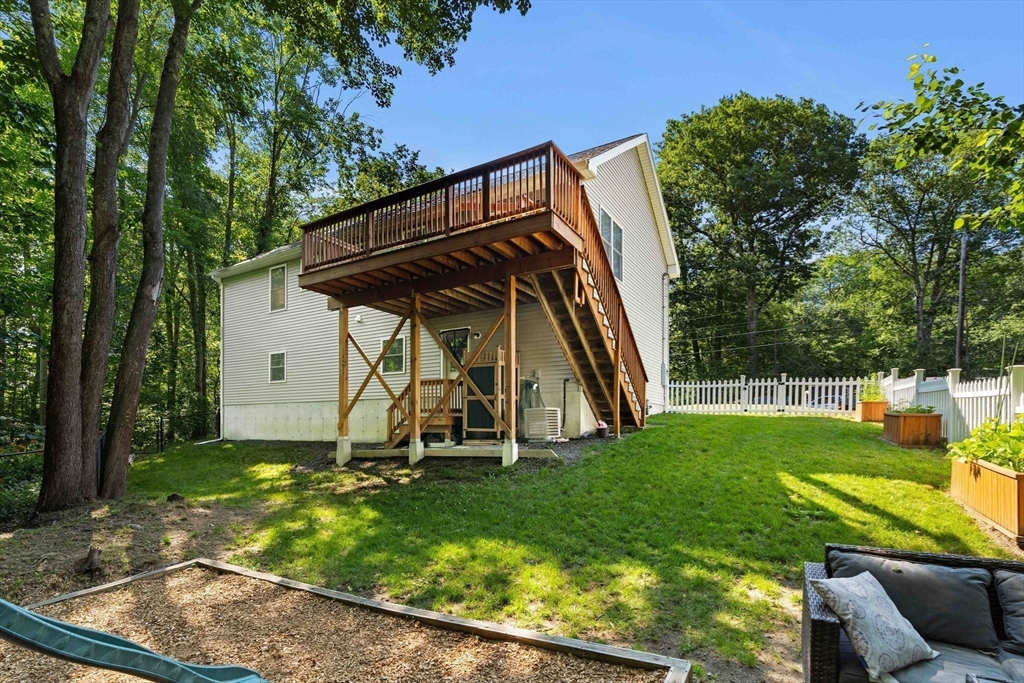 45 Folly Mill Rd