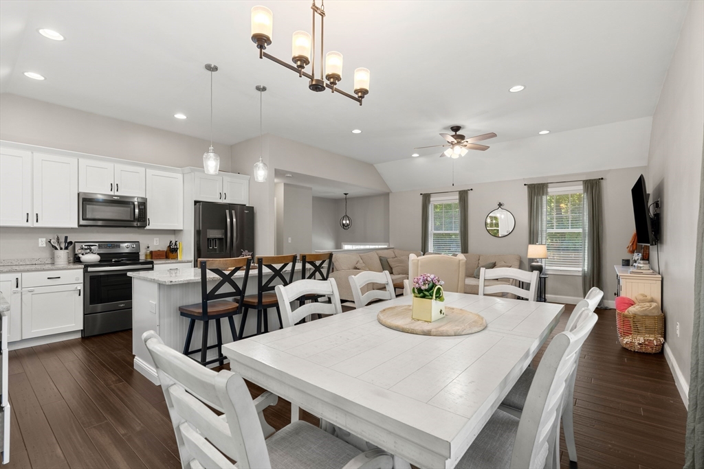 45 Folly Mill Rd