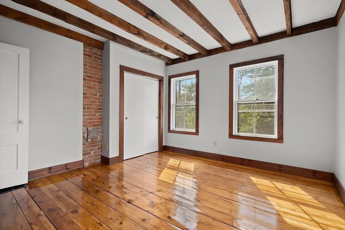 6-8 and 9 Richs Court