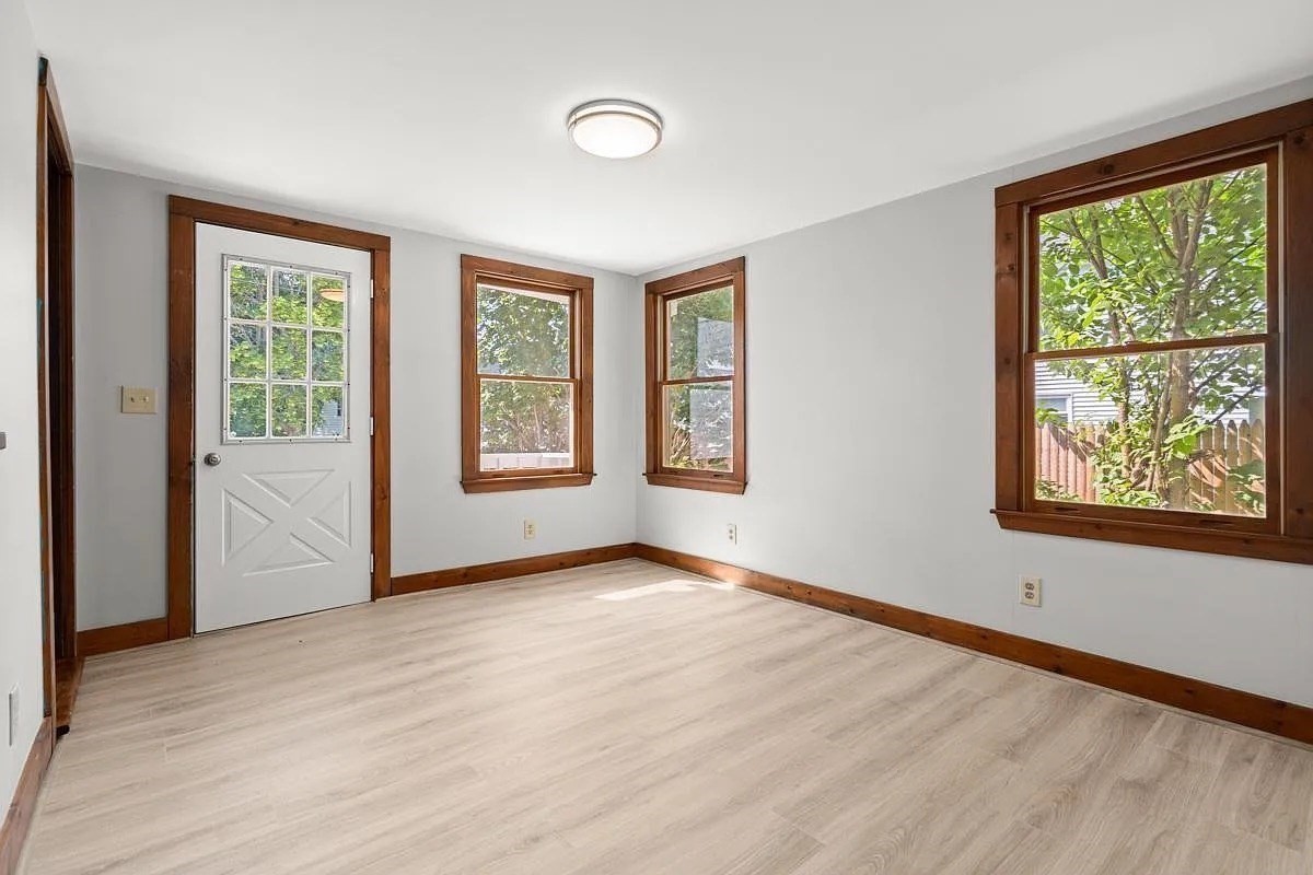 6-8 and 9 Richs Court