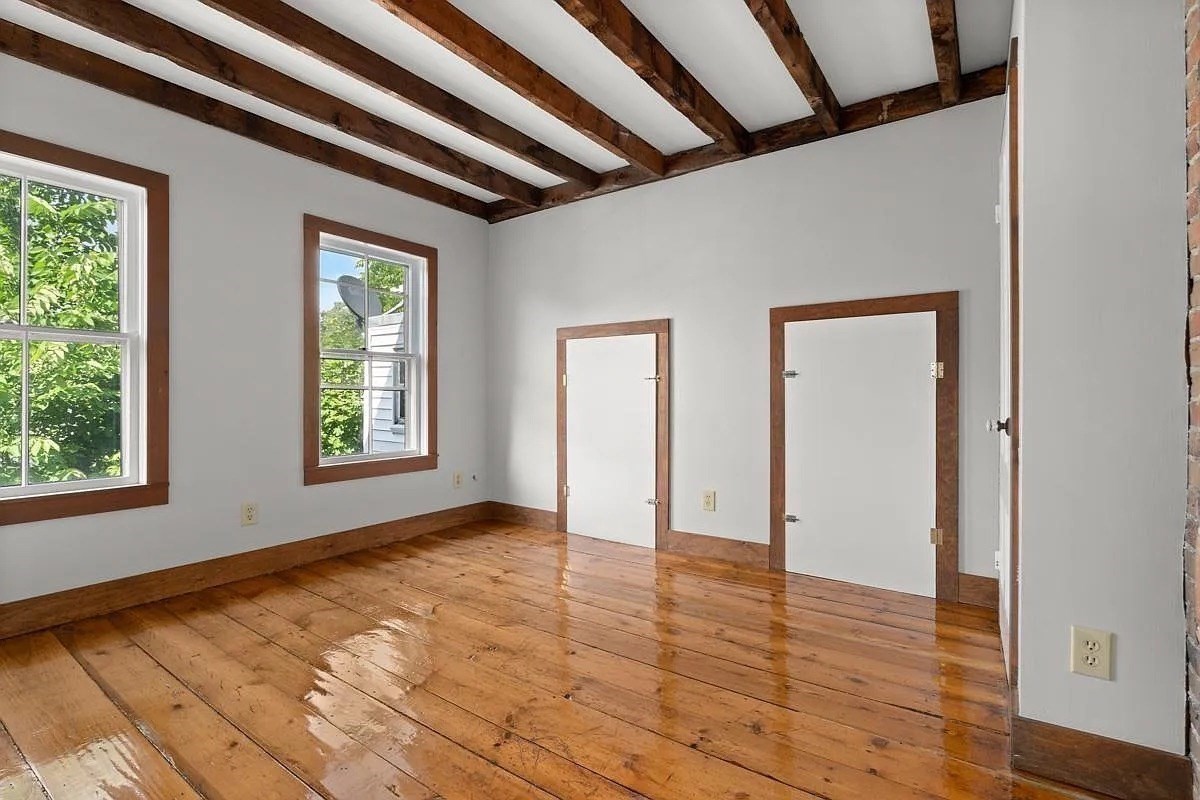 6-8 and 9 Richs Court