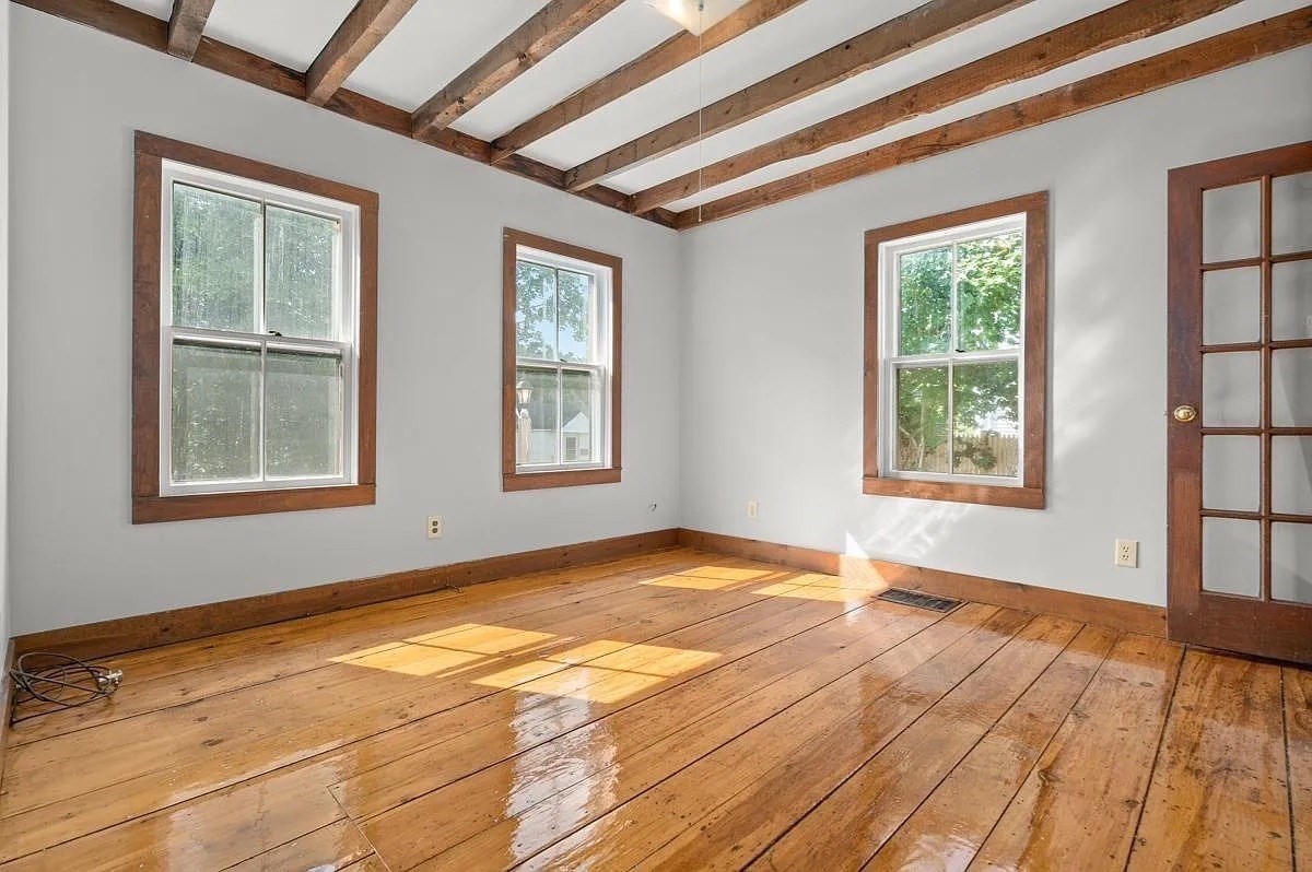 6-8 and 9 Richs Court