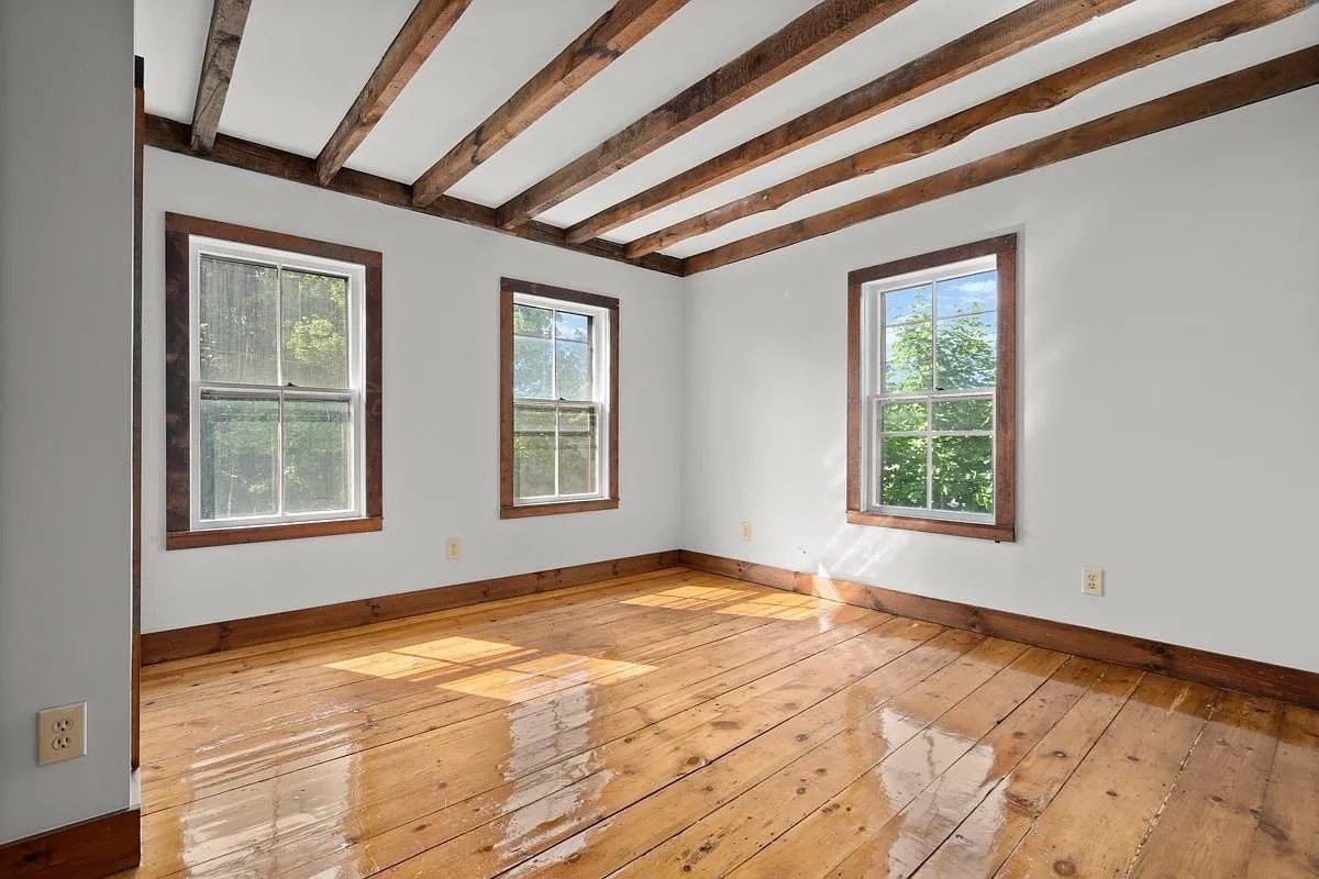 6-8 and 9 Richs Court