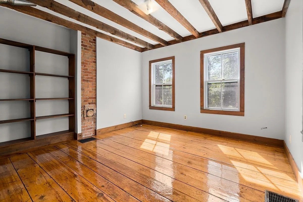 6-8 and 9 Richs Court