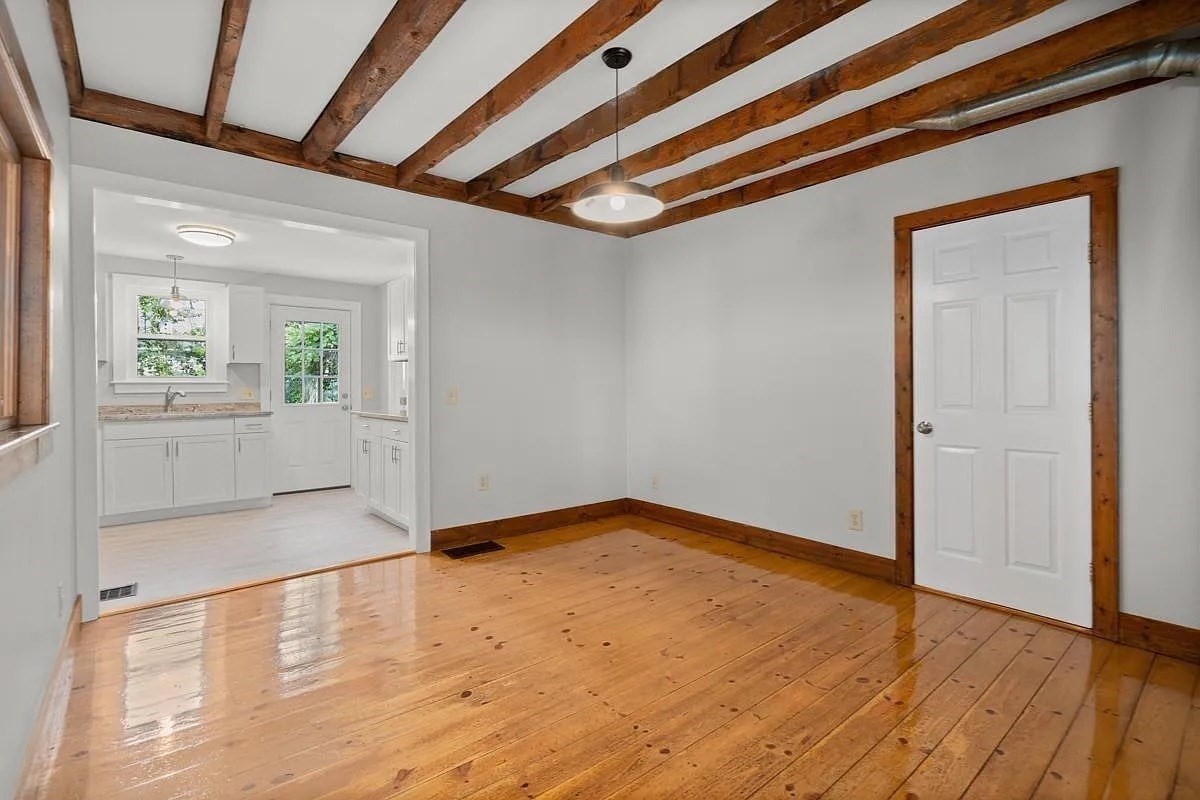 6-8 and 9 Richs Court