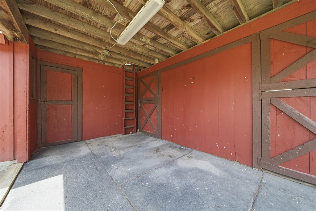 1394 Main St