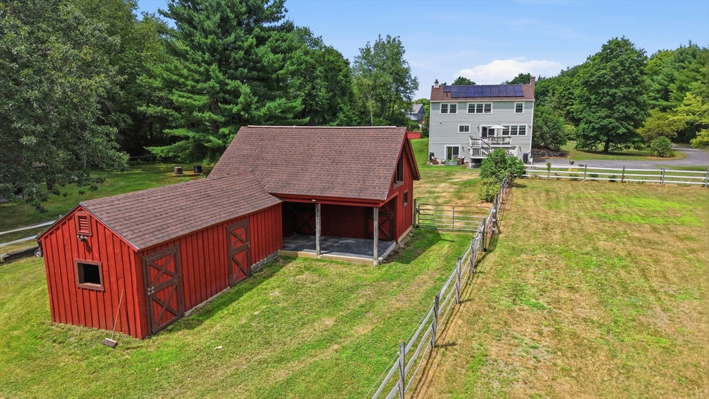 1394 Main St