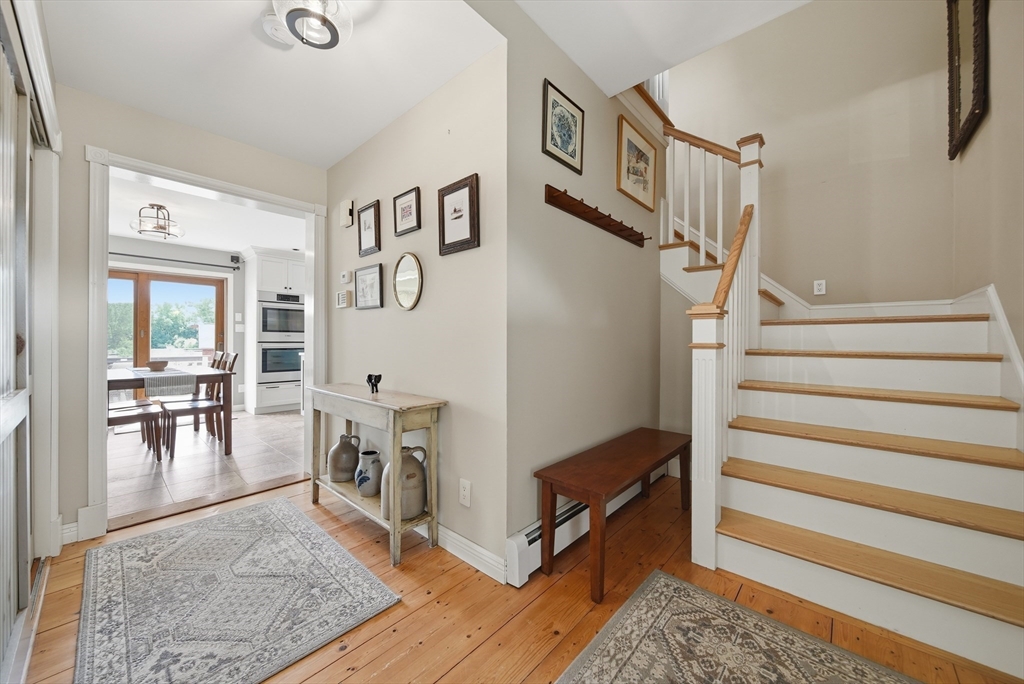 1394 Main St