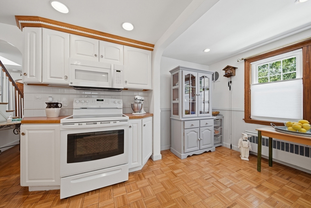 3 Linden Ave