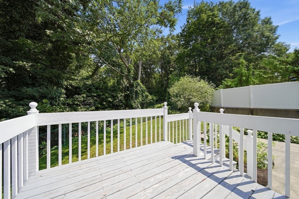 3 Linden Ave