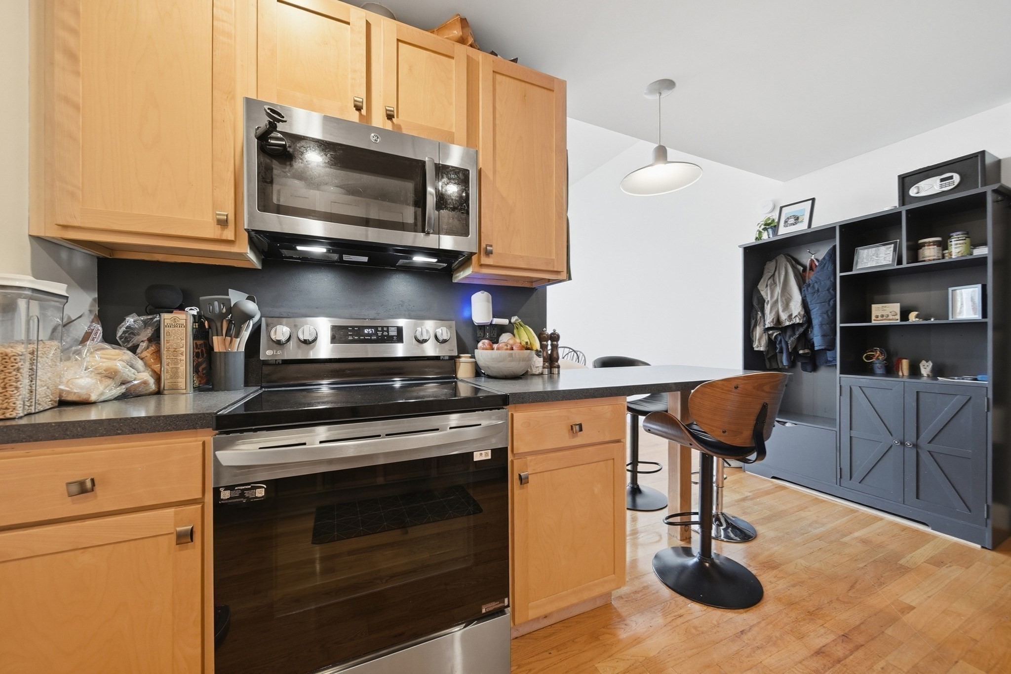 220 Spencer Ave # 104