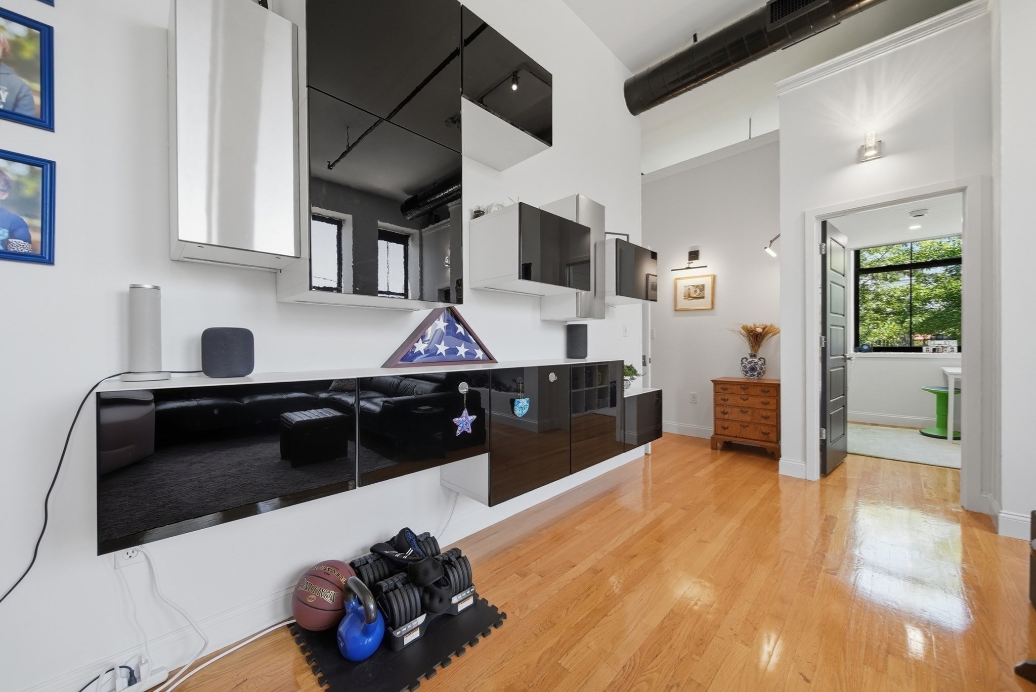220 Spencer Ave # 104