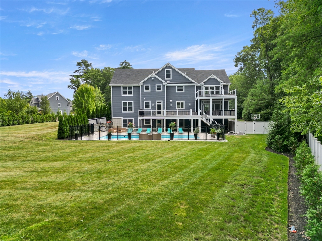 20 Lisa Ln